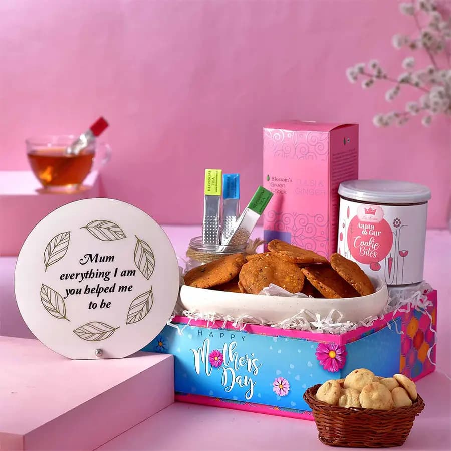 Refreshing Mothers Tea Time Hamper