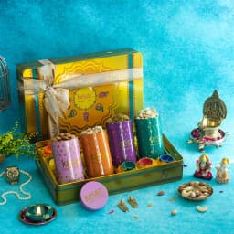 Mega Nuts Box And Diya Set 1