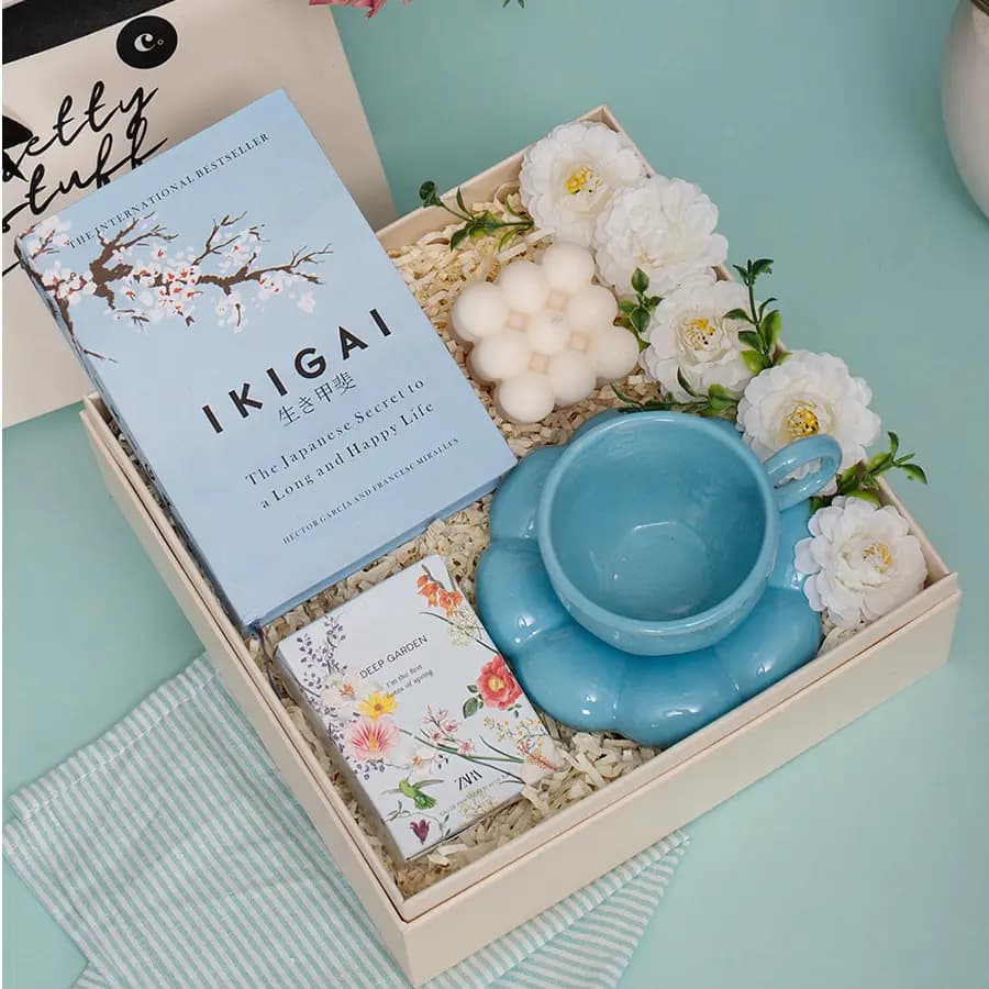 The Enchanting Moments Gift Box