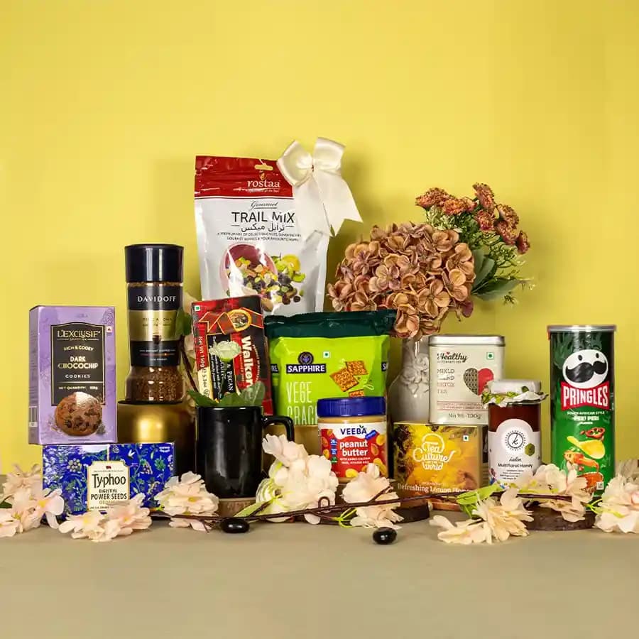 Gourmet Treats and Sips Hamper