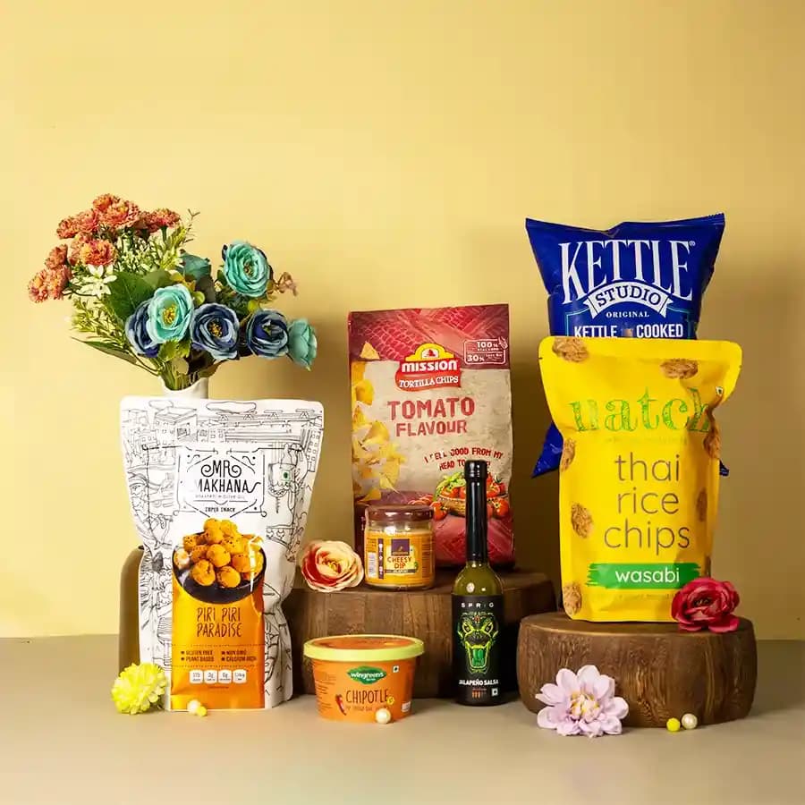 Delightful Snack & Dine Hamper