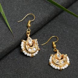 Charming Kundan Earrings 1