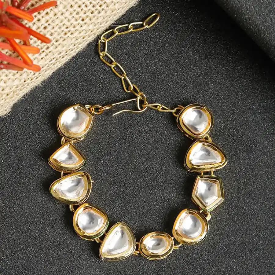 Ravishing Kundan Bracelet