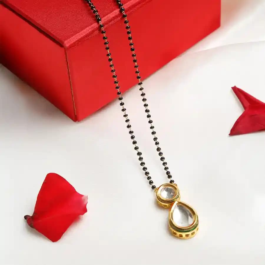 Classic Kundan Mangalsutra