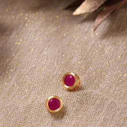 Chic Red Kundan Studs 1
