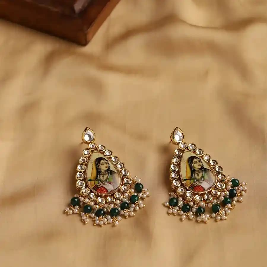 Luxe Kundan Dangle Earrings