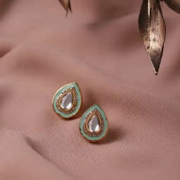 Chic Kundan Earrings 1