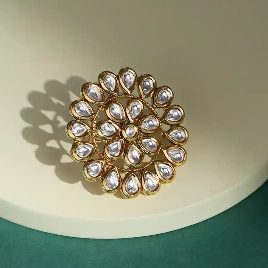 Chic Kundan Glam Ring