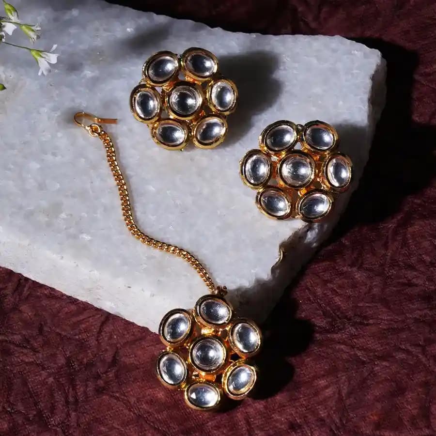 Elegant Kundan Accessories Duo