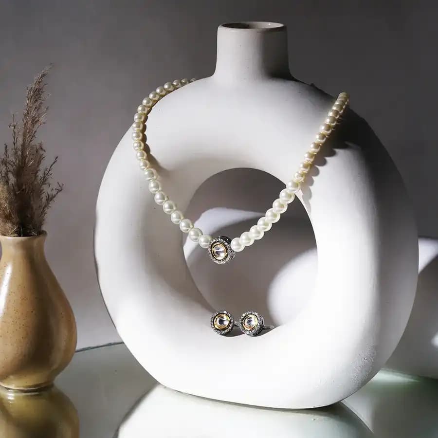 Classic Kundan Pearl Duo
