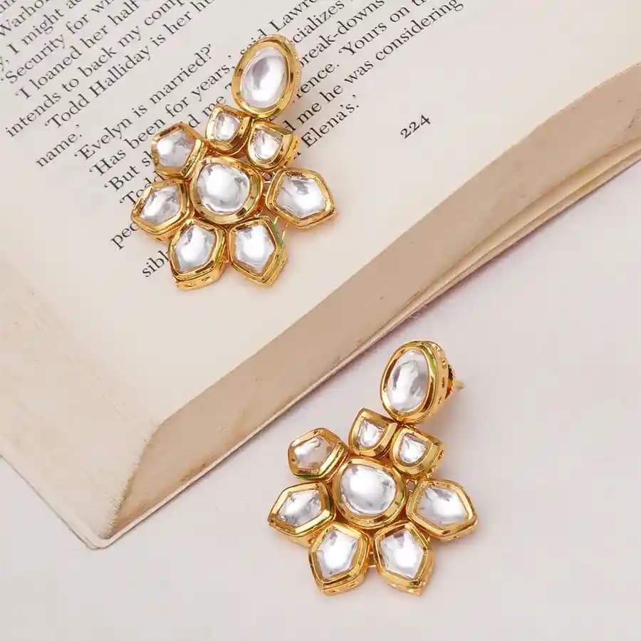 Luxurious Kundan Jewelry Pair