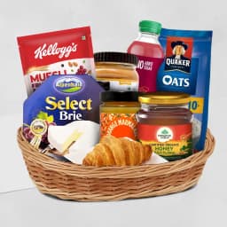 Gourmet Delight Picnic Basket 1