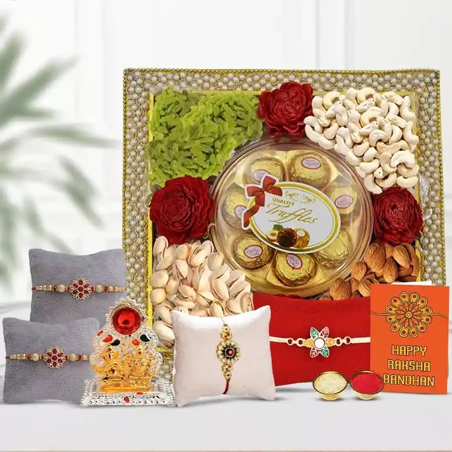 Designer Rakhi Pact with Dry Fruits