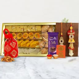 Attractive Bhaiya Bhabhi Rakhi with Sweets N Gifts Combo 1