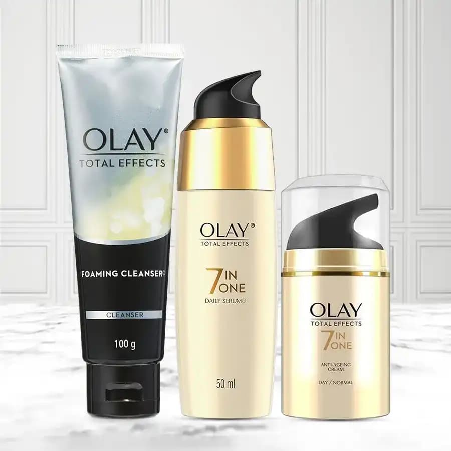 Marvelous Olay Anti Ageing Gift Hamper for Women