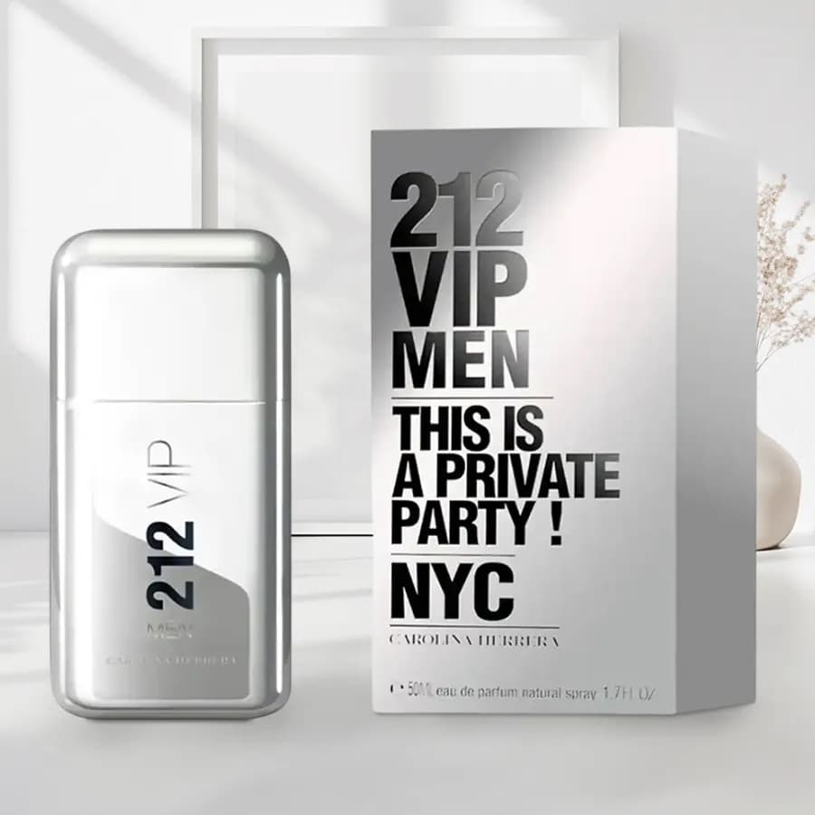 Appealing Gift of Carolina Herrera 212 VIP Eau de Toilette for Men