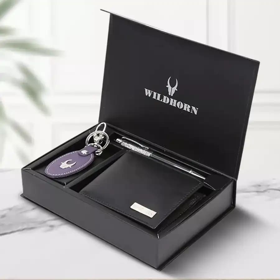 Fabulous WildHorn Leather Mens Wallet with Keychain and Black Diamond Pen