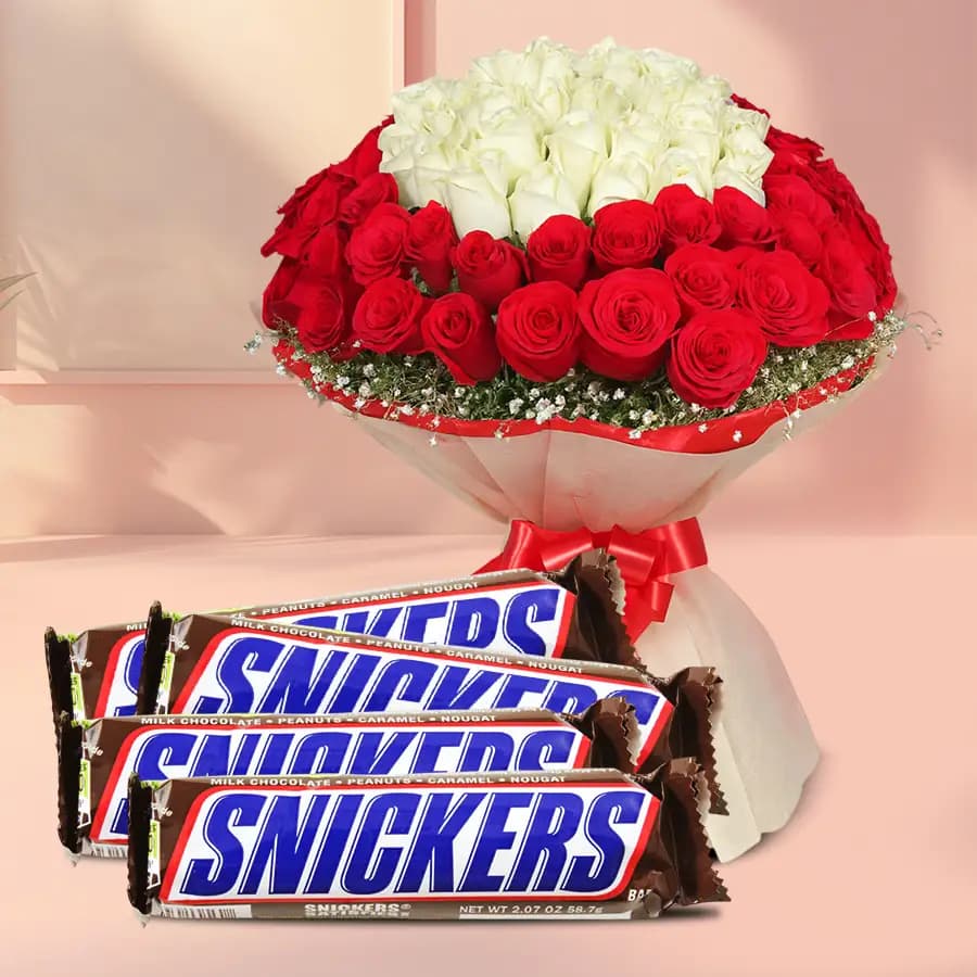 Gorgeous Mixed Roses Bouquet with Snickers Peanut Chocolate Bar