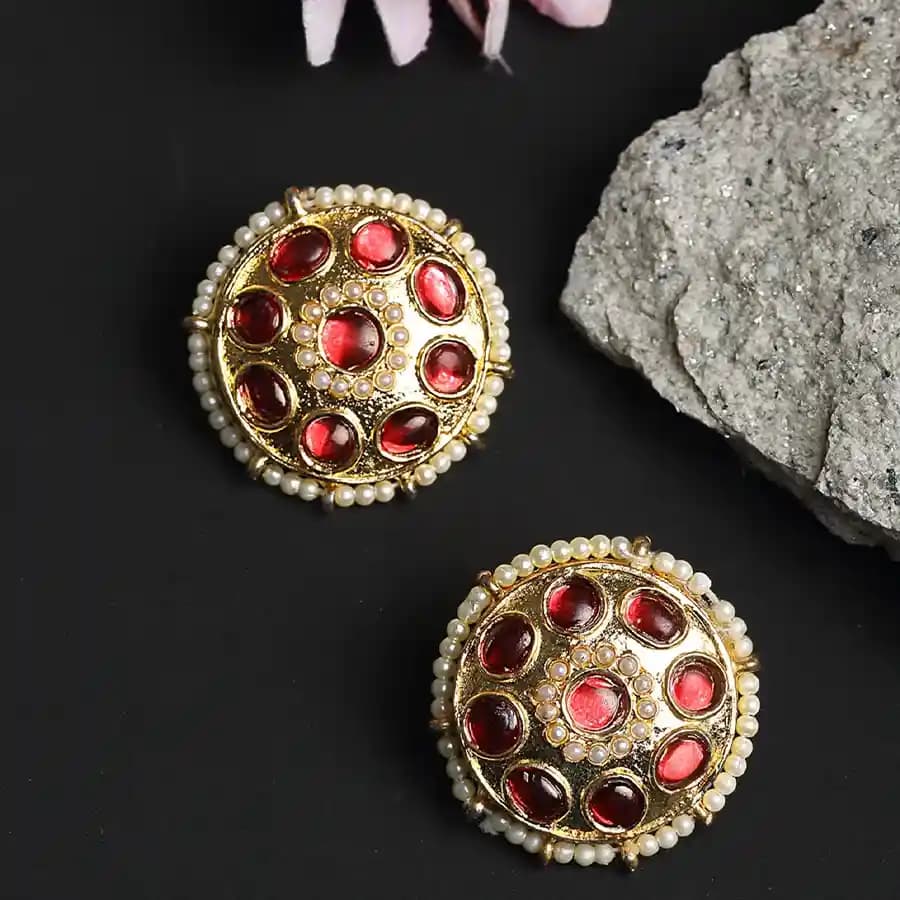 Classic Kundan Pearl Studs Pair
