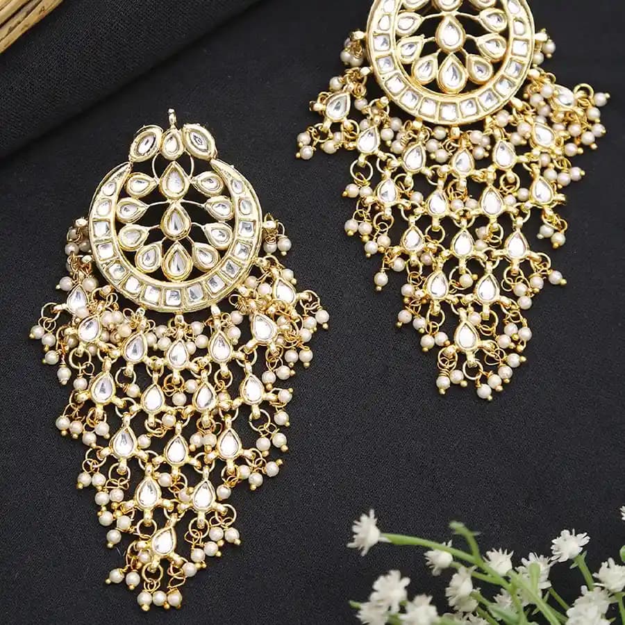 Glamorous Kundan Charm Earrings