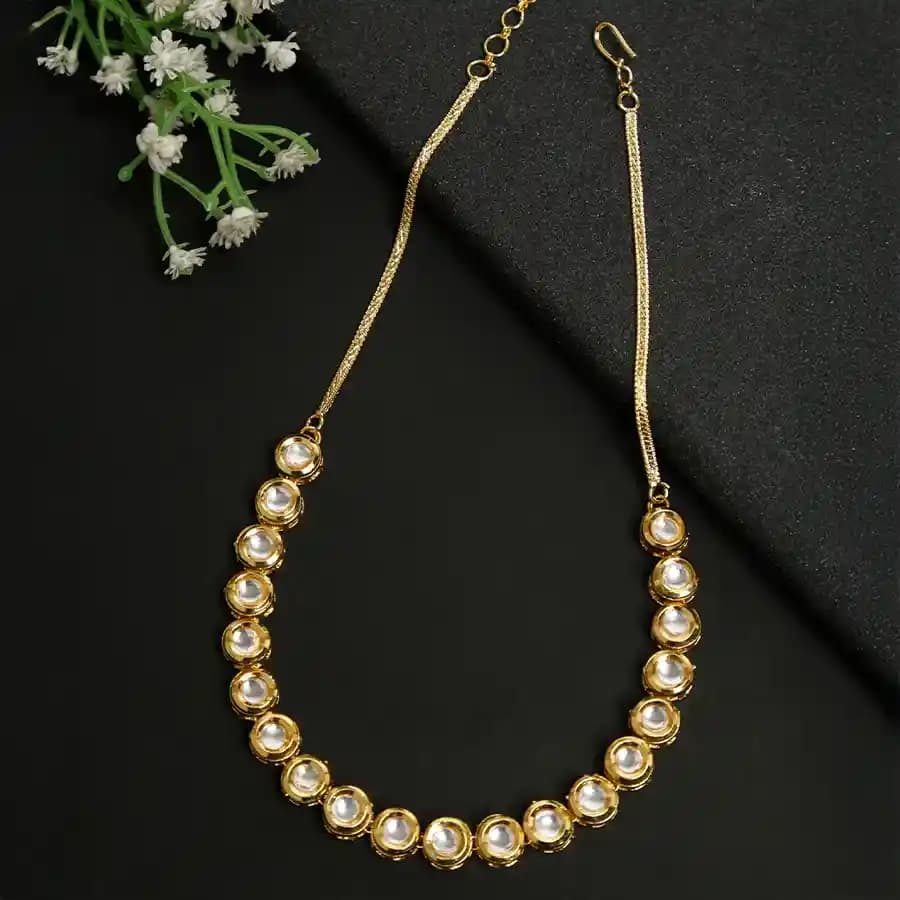 Glamorous Kundan Necklace