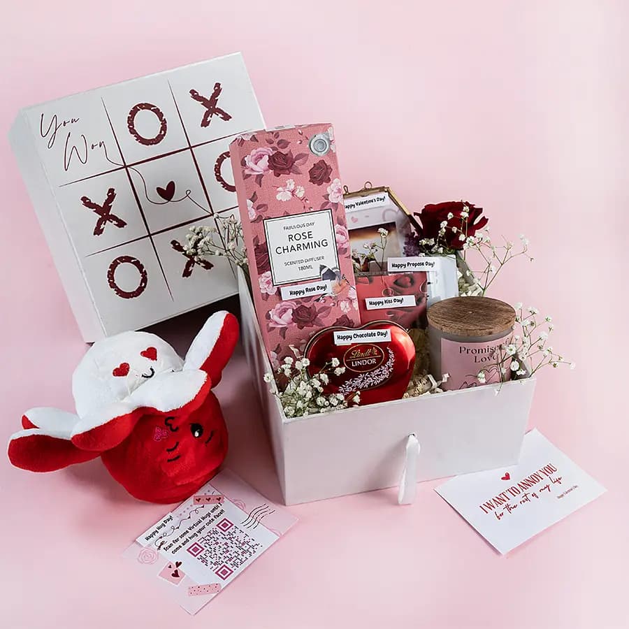 Romantic Moments Gift Bundle